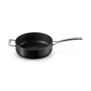 SAUTEUSE À BORD DROIT ANTI-ADHÉRENTE LES FORGÉES AVEC POIGNÉE D'ASSISTANCE - LE CREUSET