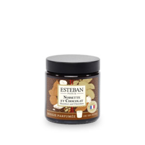 BOUGIE PARFUMÉE ÉDITION LIMITÉE NOËL 2026 POMMADIER NOISETTE & CHOCOLAT 90 G - ESTEBAN